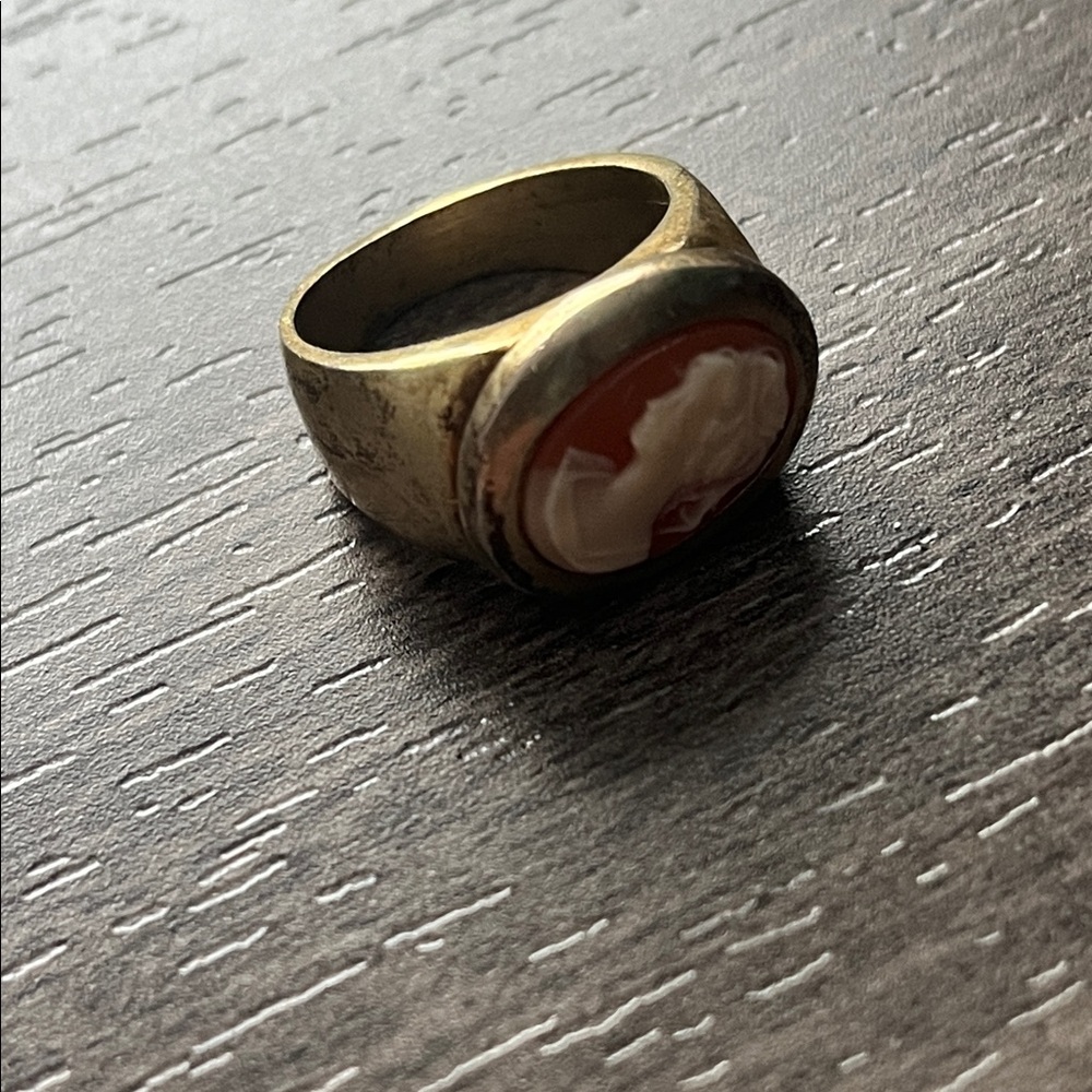 Vintage Italian Shell Cameo Ring 925 Sterling Silver Signet | Dark Academia